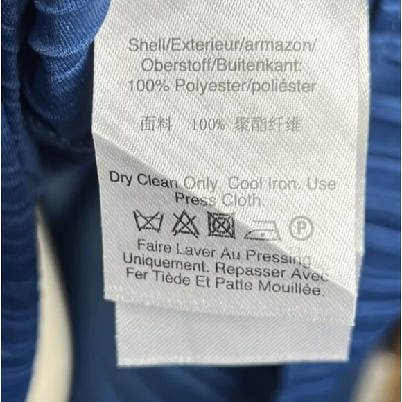 DKNY Womens Ruffled Tie Neck Pleated Shift Dress in Navy Size 8 New with tag. - Picture 10 of 10